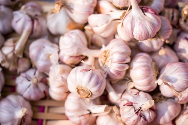 Organic Garlic Pickle (Lasun Achar)